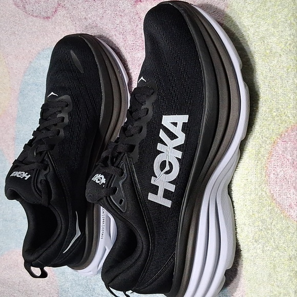 Hoka One One Women's Bondi 8 Size 7B Running Shoes - Picture 3 of 8